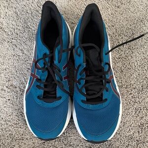 Men’s Asics Jolt 4 sneakers